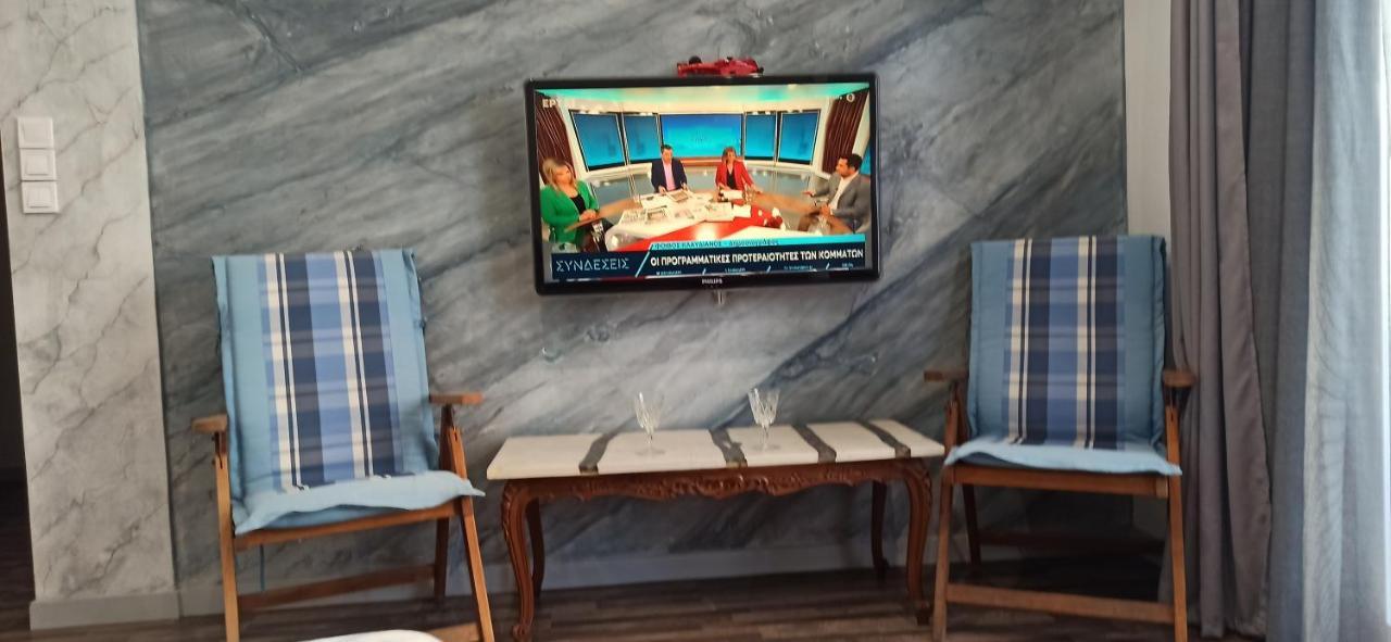 Apartment Center Piraeus Location Kastella Passalimani Port Ngoại thất bức ảnh