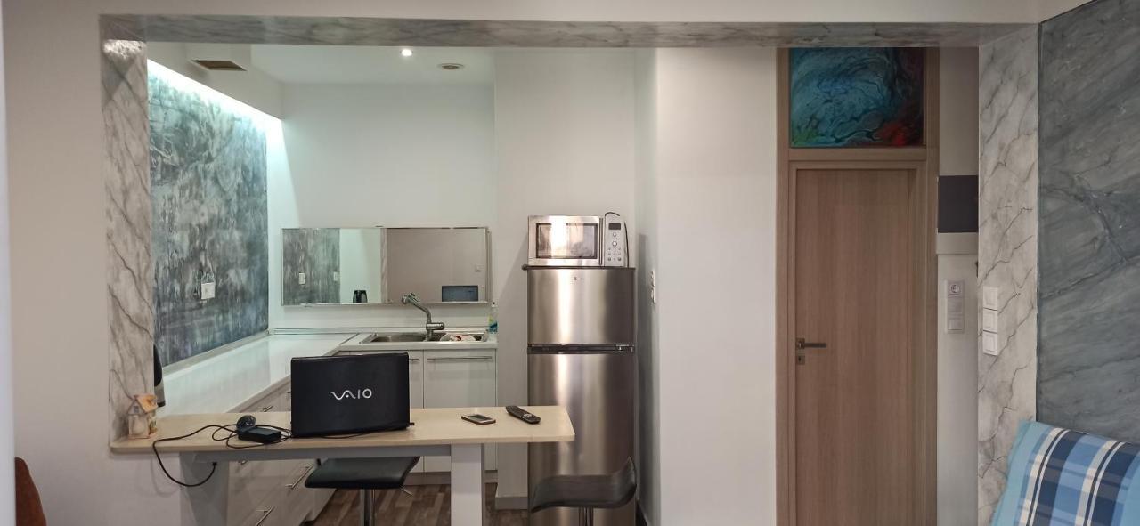 Apartment Center Piraeus Location Kastella Passalimani Port Ngoại thất bức ảnh
