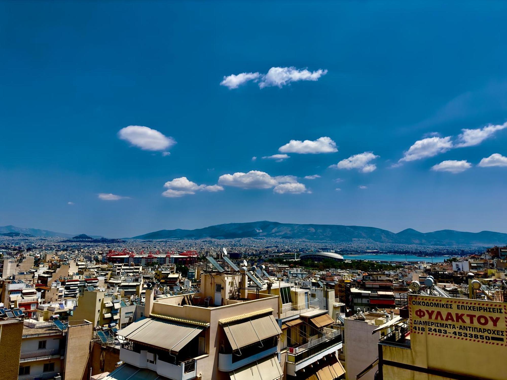 Apartment Center Piraeus Location Kastella Passalimani Port Ngoại thất bức ảnh