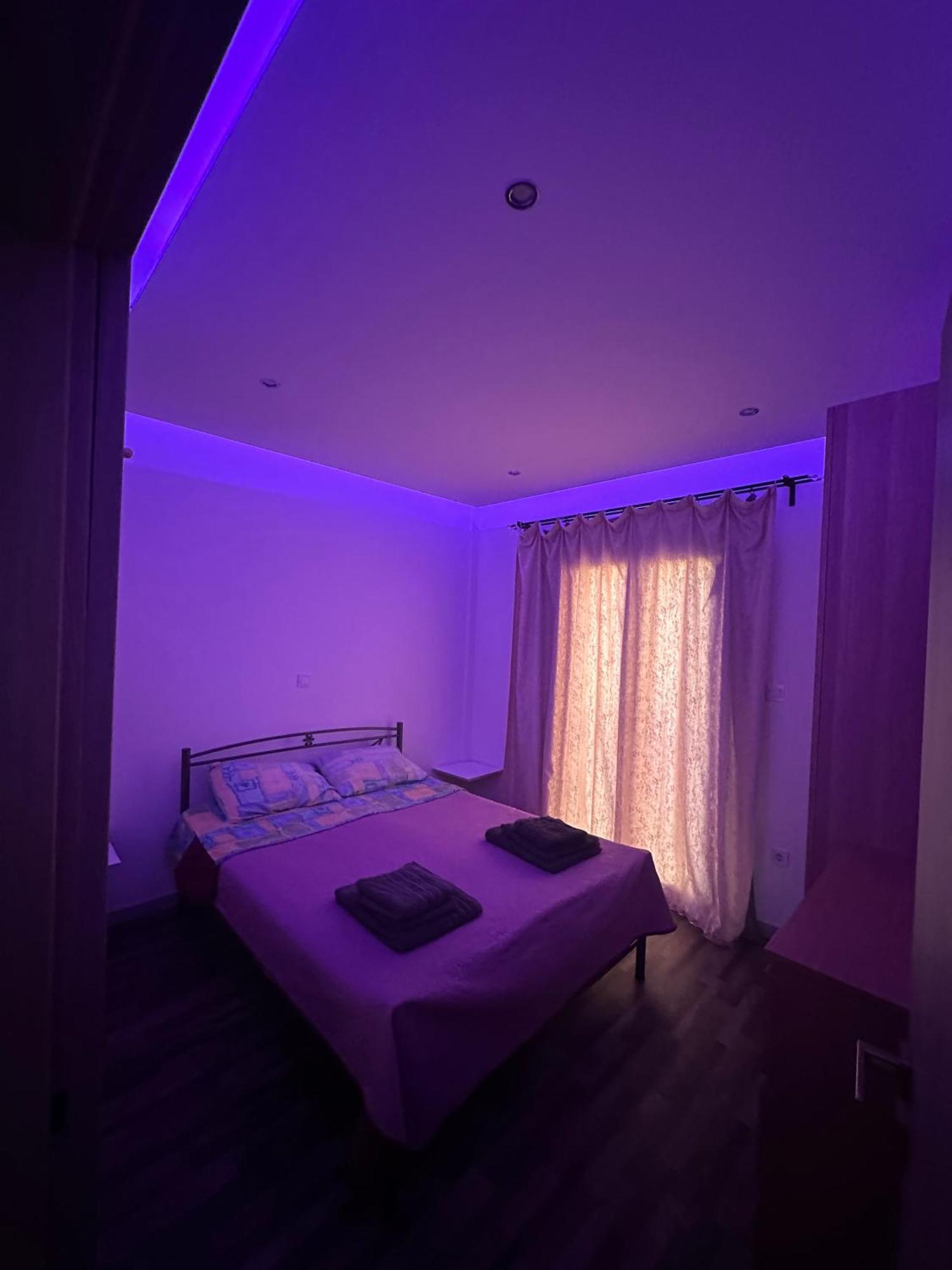 Apartment Center Piraeus Location Kastella Passalimani Port Ngoại thất bức ảnh