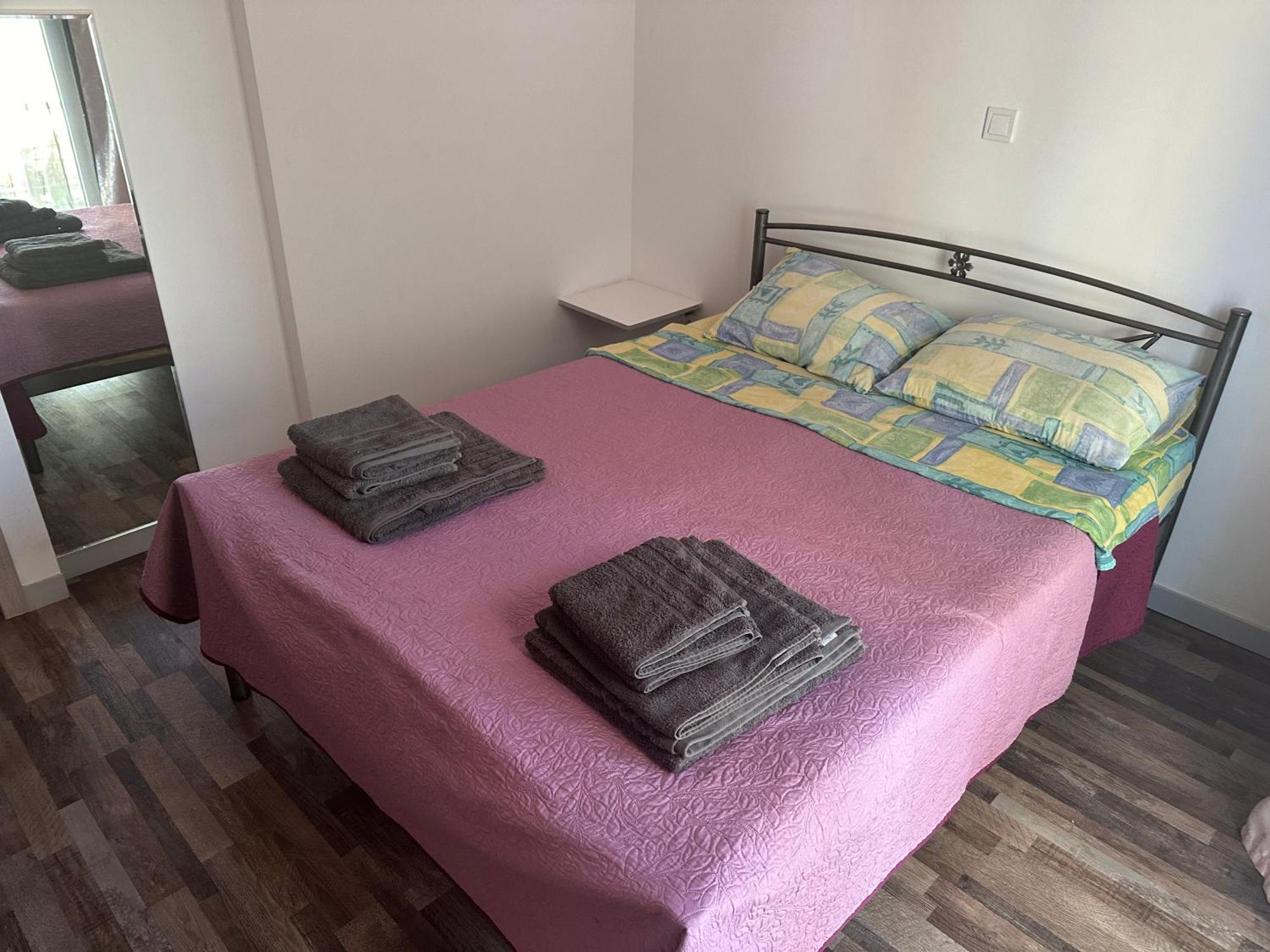Apartment Center Piraeus Location Kastella Passalimani Port Ngoại thất bức ảnh