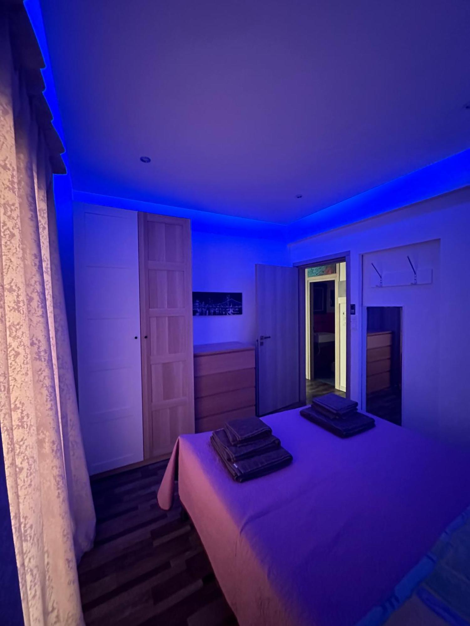 Apartment Center Piraeus Location Kastella Passalimani Port Ngoại thất bức ảnh